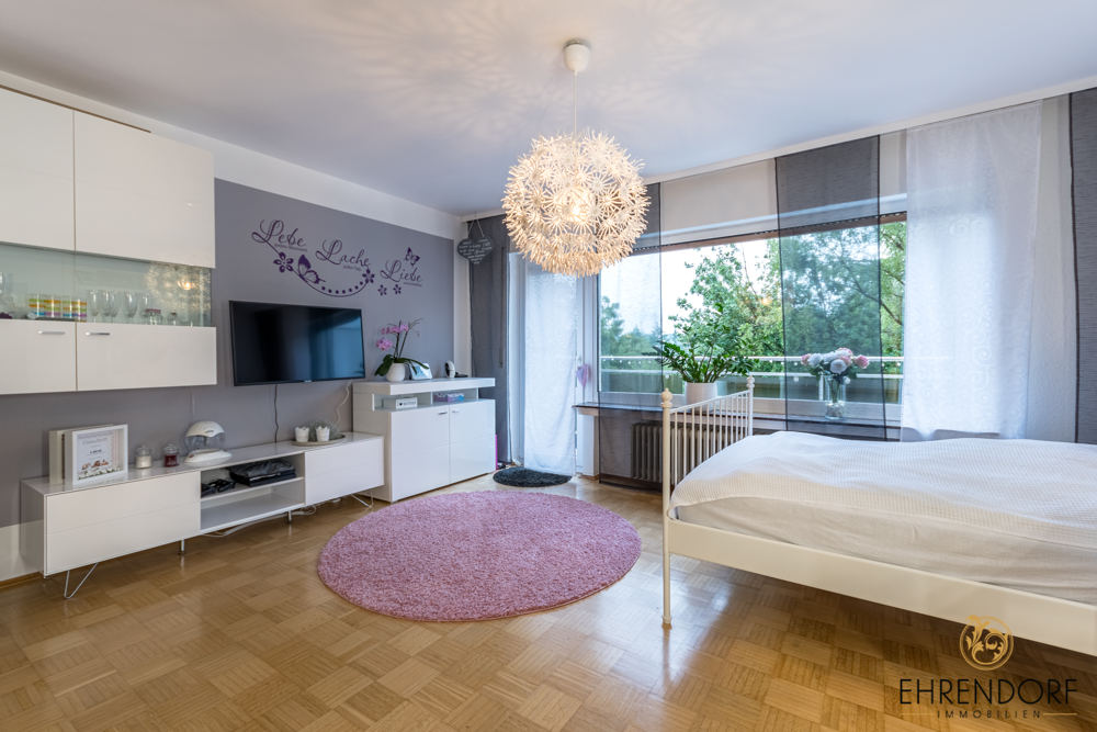 NEU: 1-Zi.-Apartment mit großem Balkon